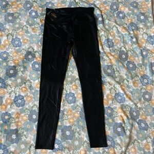 Tagoo black faux leather no front seam skinny leggings women's medium NWT